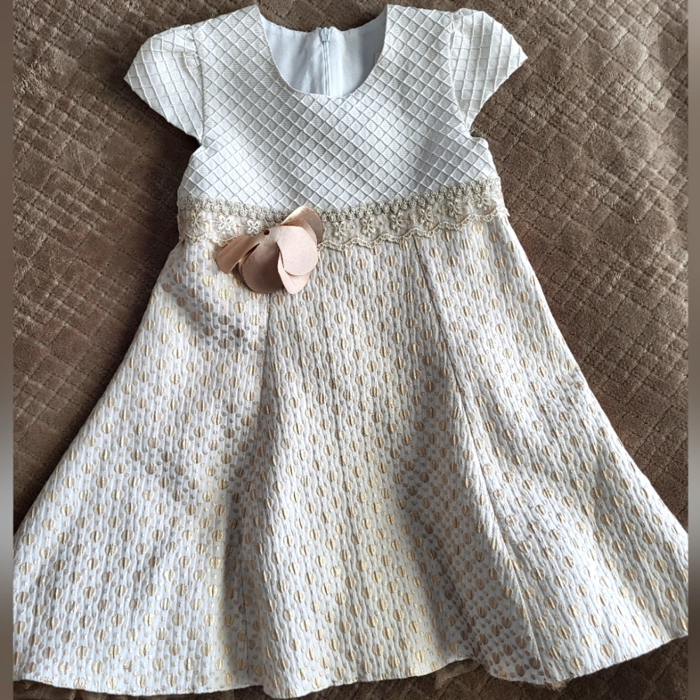 Girls' Ivory and Gold Floral Appliqué Formal Dress